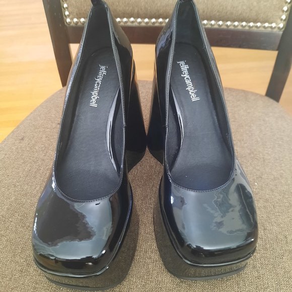 Jeffrey Campbell Yazmin Wedge Platform Shoe in Black Patent, Size 7 - Picture 2 of 8